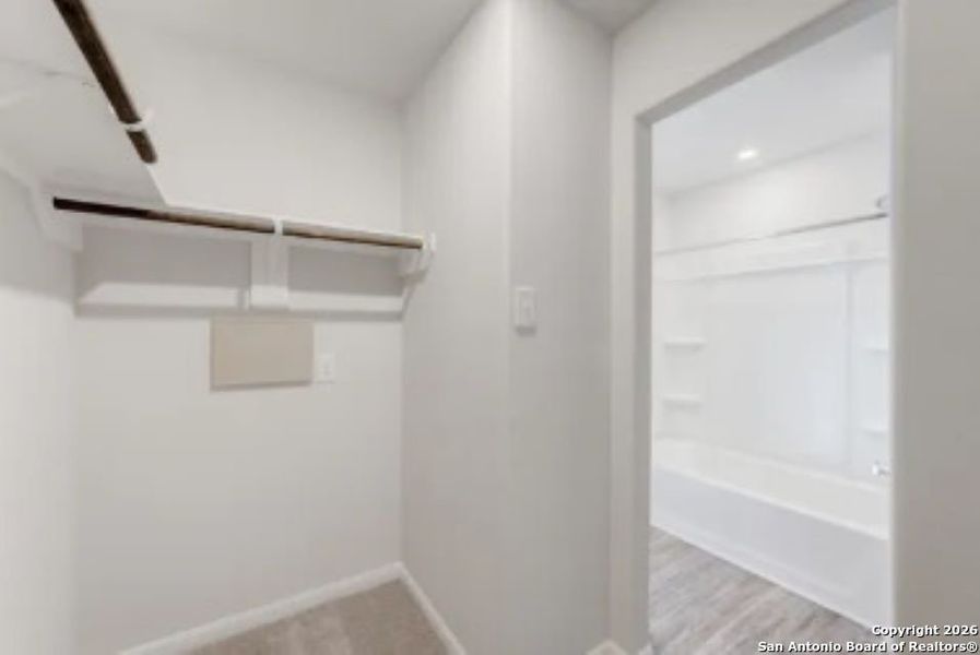 Spacious, unfurnished interior of a new home in The Park, Uvalde (Image 8).