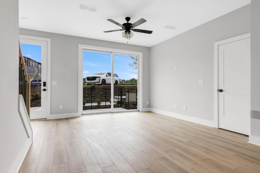 Spacious, unfurnished interior of a new home in Echo Park, Suwanee (Image 12). Spacious, unfurnished interior of a new home in Echo Park, Suwanee (Image 12).