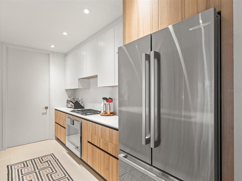 Furnished interior view inside a new home in , Clearwater (Image 32).