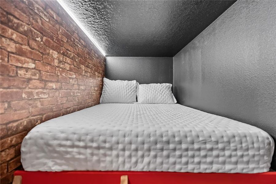 Close-up of interior finishes inside a home in Windsor Cay Resort, Clermont (Image 19). Close-up of interior finishes inside a home in Windsor Cay Resort, Clermont (Image 19).