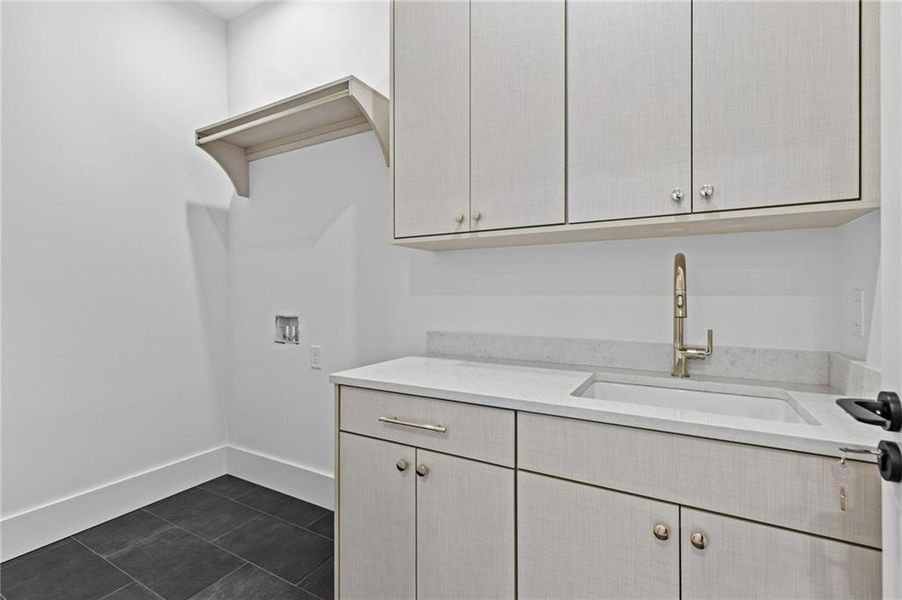 Furnished interior view inside a new home in , Sugar Hill (Image 35). Furnished interior view inside a new home in , Sugar Hill (Image 35).