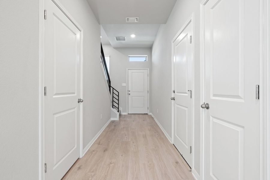 005_lb102666_834 005_lb102666_834