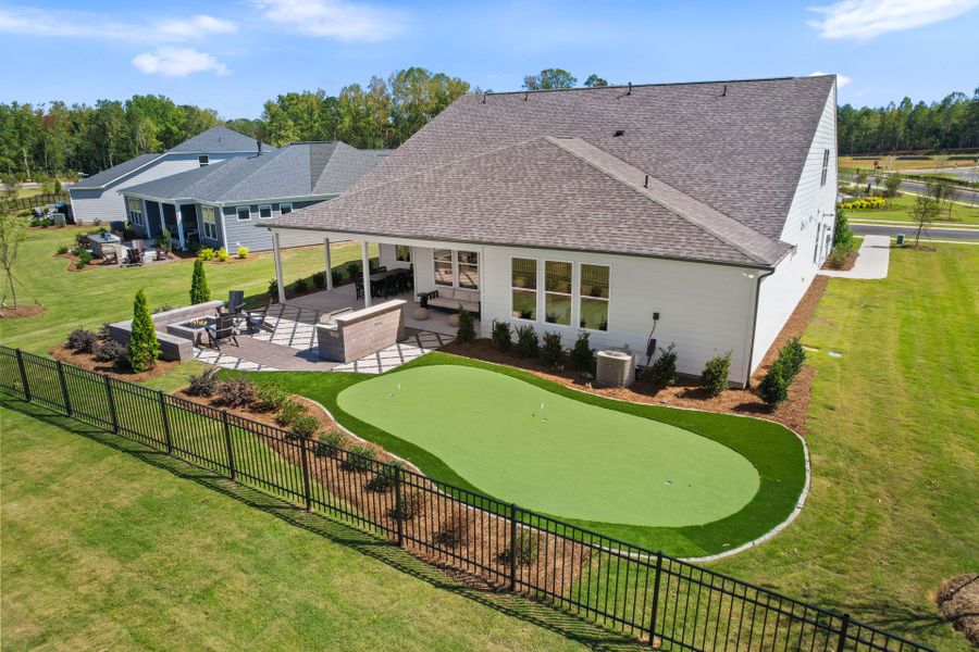 Representative exterior details of a home built from the Renown by Del Webb in Del Webb Carolina Ridge, Midland (Image 3).