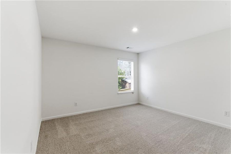 Spacious, unfurnished interior of a new home in Silver Leaf, Dawsonville (Image 25).