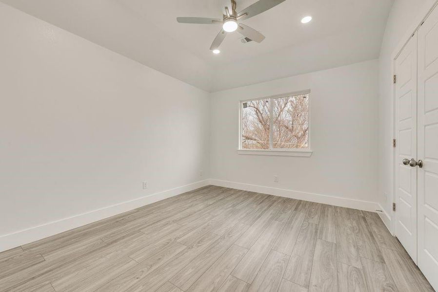 Spacious, unfurnished interior of a new home in , Fort Worth (Image 15).