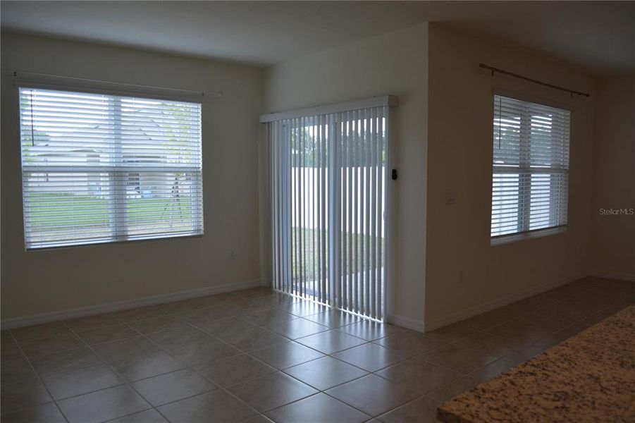 Spacious, unfurnished interior of a new home in , Lakeland (Image 18).