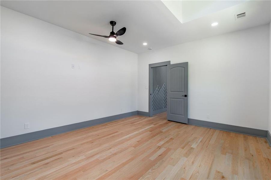 Spacious, unfurnished interior of a new home in , Decatur (Image 52).