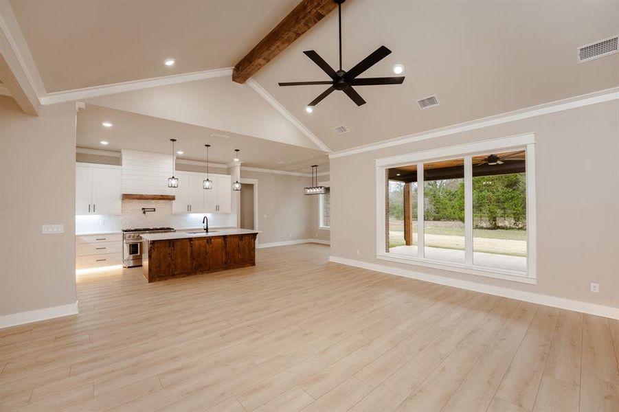 Spacious, unfurnished interior of a new home in , Tyler (Image 15).