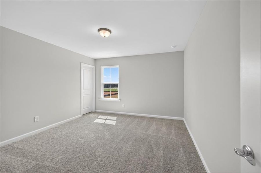 Spacious, unfurnished interior of a new home in Hamilton Place, Cartersville (Image 15).