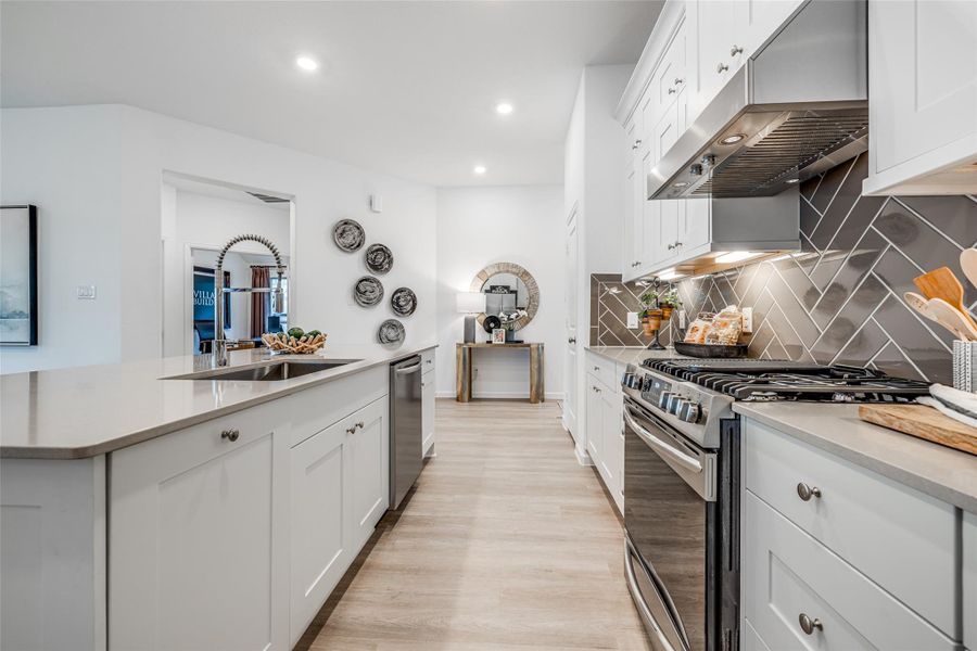Furnished interior view inside a new home in Anniston, Katy (Image 11).