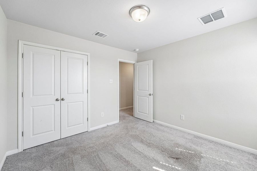 Spacious, unfurnished interior of a new home in Waterstone Crossing, Kyle (Image 34).