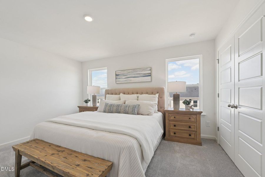 18-web-or-mls-2009 Oakdale Dr-S3103-018