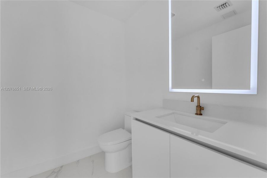 Image 39 of a home in .