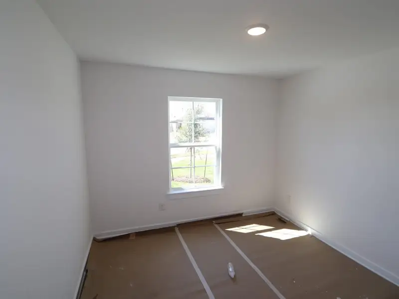 Image 14 of a home in Miller's Pond. Image 14 of a home in Miller's Pond.