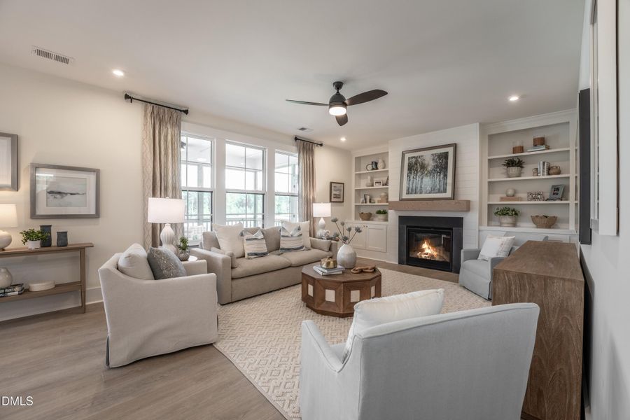 21 HHHunt Homes - Chatham- Family Room 21 HHHunt Homes - Chatham- Family Room