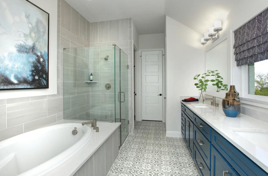 The Huntley Primary Bath
