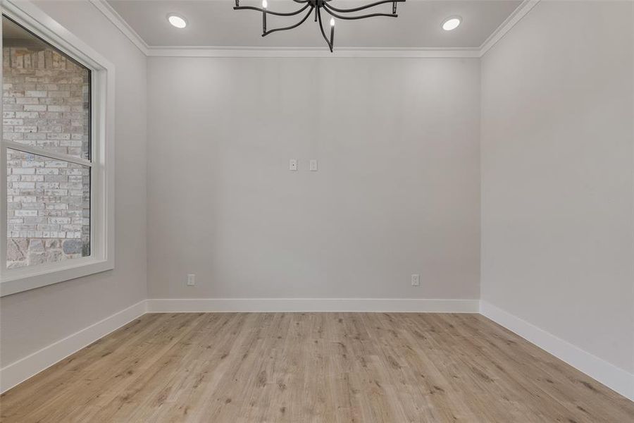 Spacious, unfurnished interior of a new home in Lincoln Pointe, Van Alstyne (Image 19). Spacious, unfurnished interior of a new home in Lincoln Pointe, Van Alstyne (Image 19).