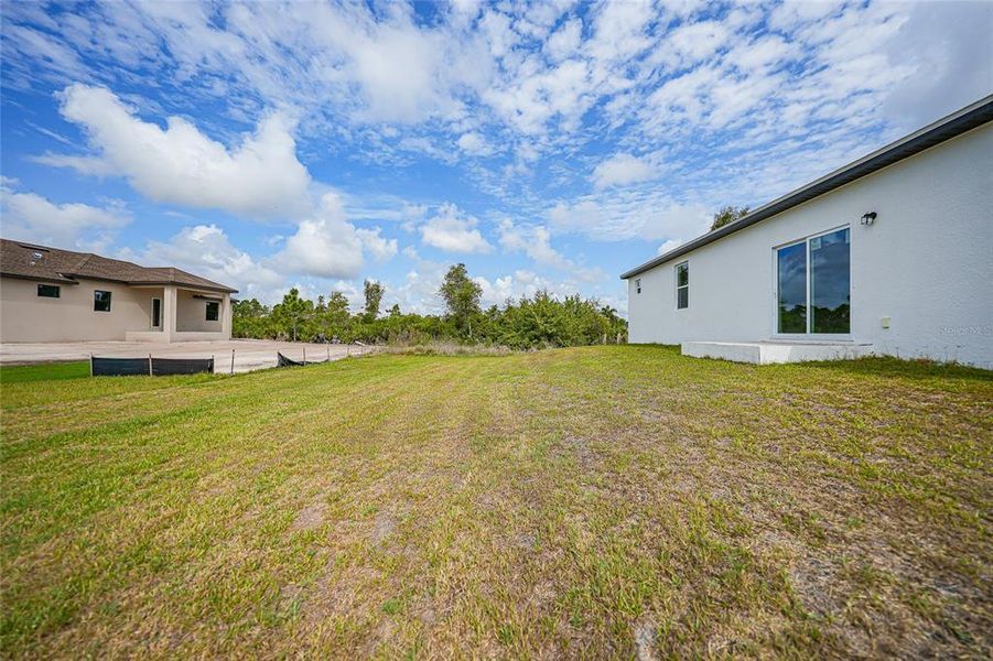 Exterior details and patio area of a home in , Port Charlotte (Image 30).