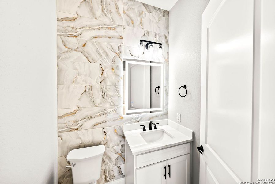 Close-up of interior finishes inside a home in , New Braunfels (Image 22).