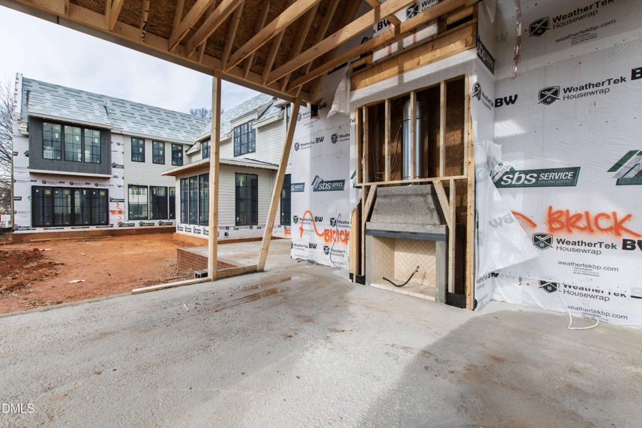 1500 Scales St Sitting Porch & Yard