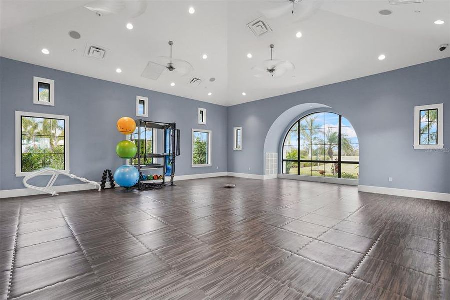 Image 76 of a home in .