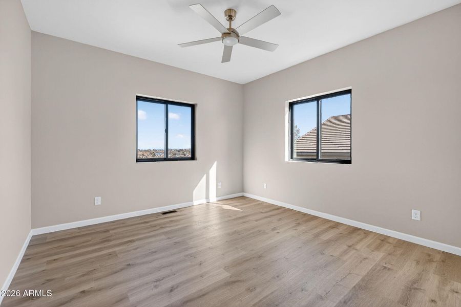 36-web-or-mls-2108-lakewood-dr 36-web-or-mls-2108-lakewood-dr