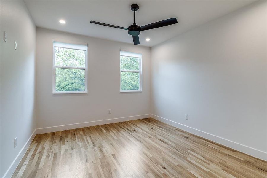 Spacious, unfurnished interior of a new home in , Dallas (Image 18).