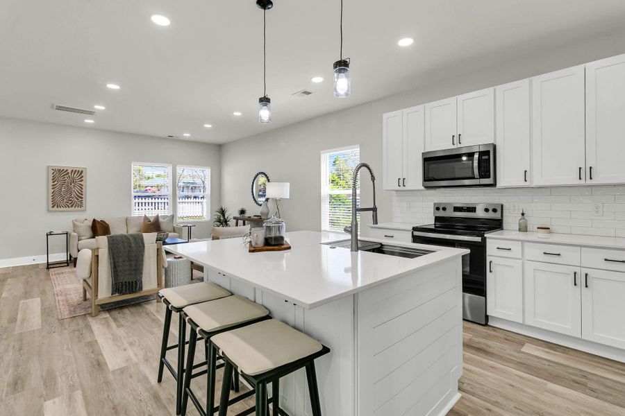 Furnished interior view inside a new home in , Hanahan (Image 7).
