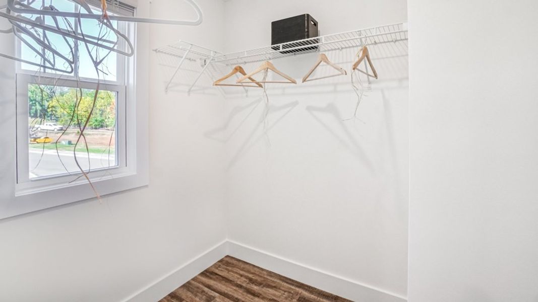 Spacious, unfurnished interior of a new home in The Arbor Townhomes, Kingsport (Image 20).