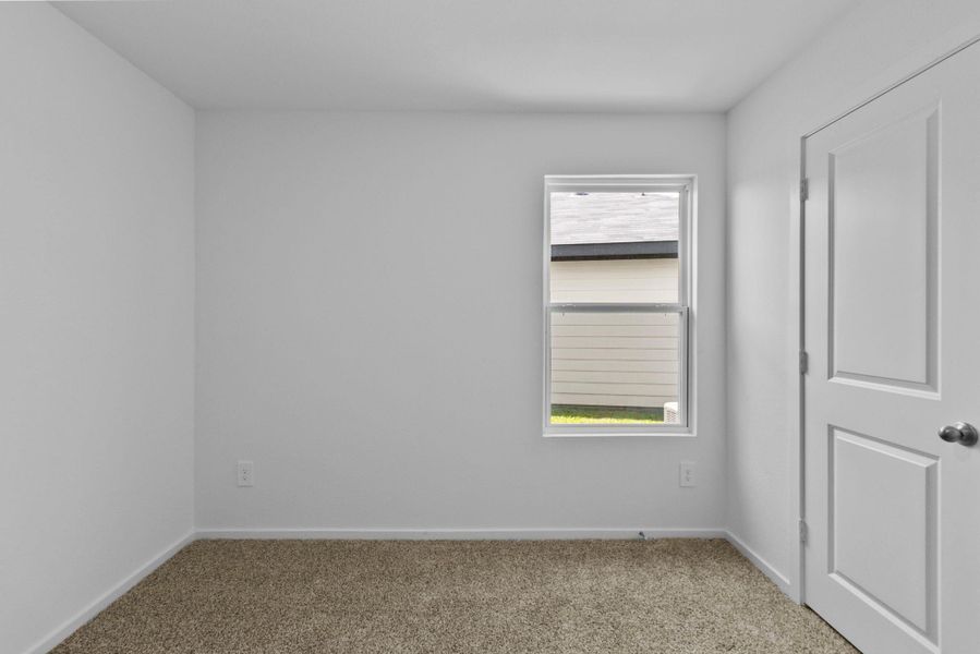 Spacious, unfurnished interior of a new home in Sunset Valley, Hockley (Image 9).