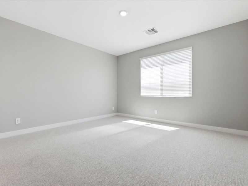 Spacious, unfurnished interior of a new home in White Tank Foothills Reserve Series, Waddell (Image 16). Spacious, unfurnished interior of a new home in White Tank Foothills Reserve Series, Waddell (Image 16).