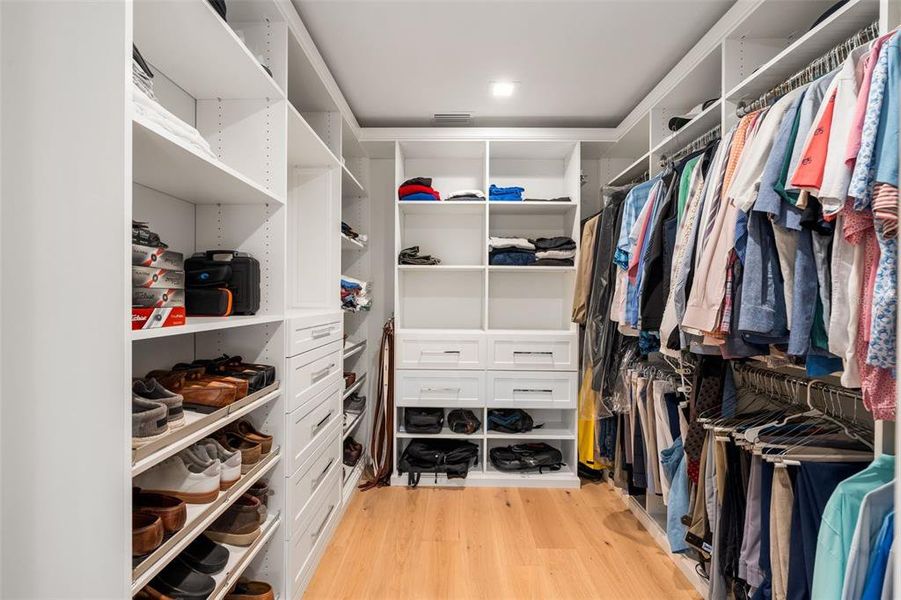 Furnished interior view inside a new home in , Gainesville (Image 48).