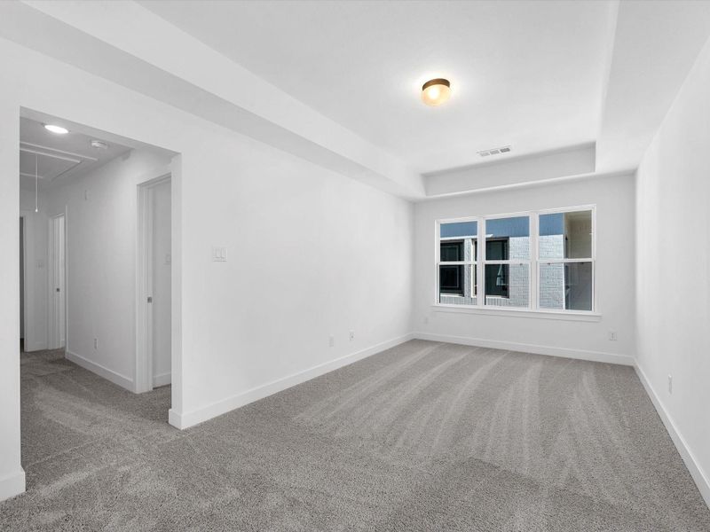 Spacious, unfurnished interior of a new home in Sienna - 45', Missouri City (Image 11).