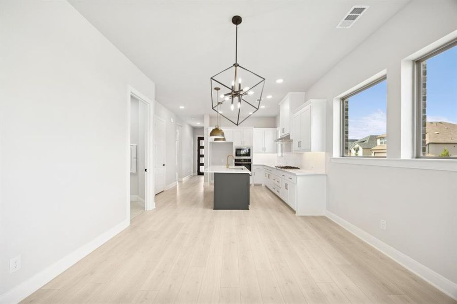 Spacious, unfurnished interior of a new home in Mantua Point Gardens, Van Alstyne (Image 27). Spacious, unfurnished interior of a new home in Mantua Point Gardens, Van Alstyne (Image 27).