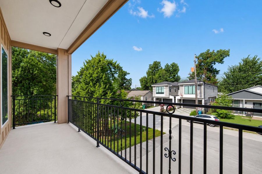 Exterior details and patio area of a home in , Houston (Image 4). Exterior details and patio area of a home in , Houston (Image 4).