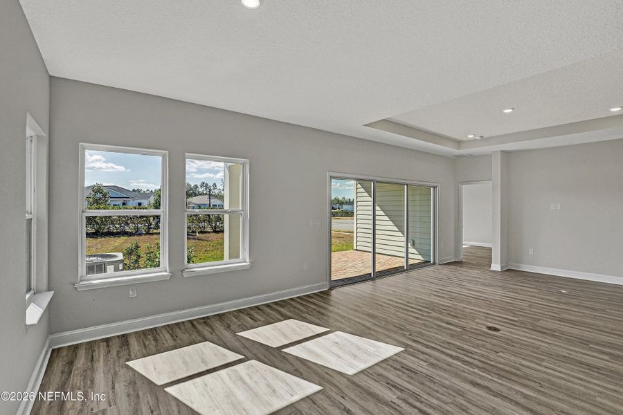 Spacious, unfurnished interior of a new home in , Palm Coast (Image 13).