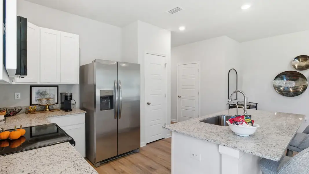 Furnished interior view inside a new home in Abilene Acres, Tallahassee (Image 13).