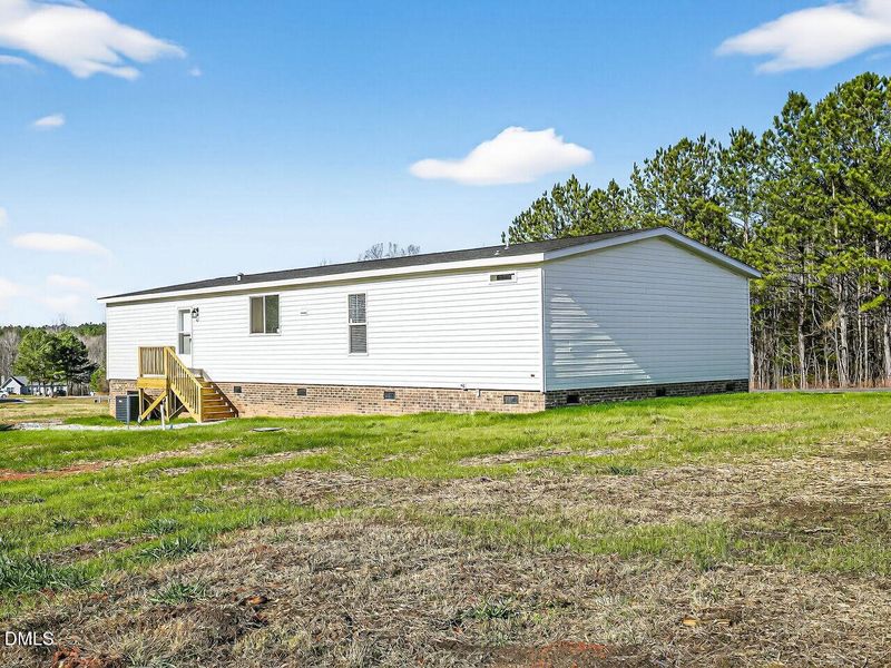 028-1280x960-rear-view