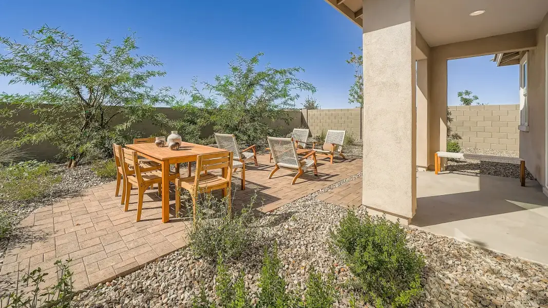 Representative exterior details of a home built from the Hadley Plan 3470 by Lennar in Teravalis, Buckeye (Image 3).