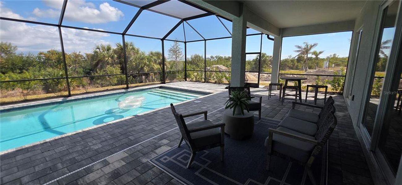 Exterior details and patio area of a home in , Port Charlotte (Image 19).