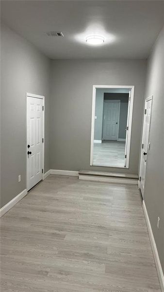 Spacious, unfurnished interior of a new home in , Riverdale (Image 8).