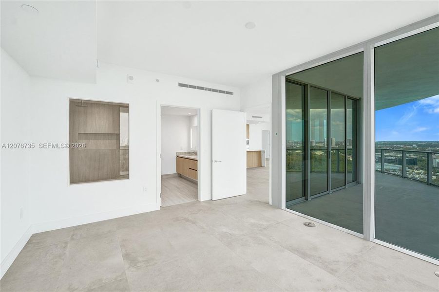 Exterior details and patio area of a home in , North Miami (Image 33).