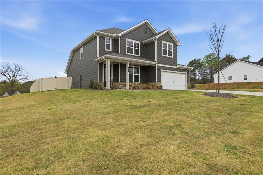 Image 50 of a home in .