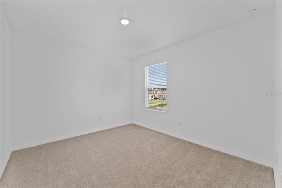 Spacious, unfurnished interior of a new home in , Winter Garden (Image 18).