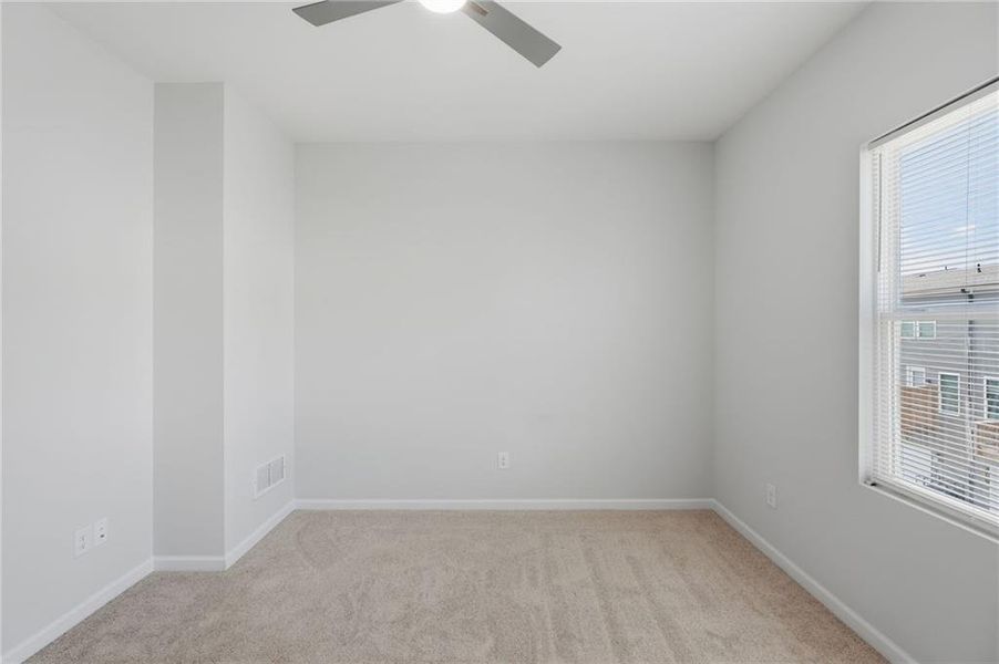 Spacious, unfurnished interior of a new home in , Atlanta (Image 13).
