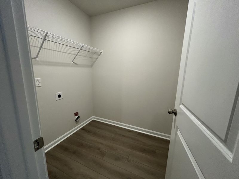 Spacious, unfurnished interior of a new home in Tea Farm, Ravenel (Image 23).