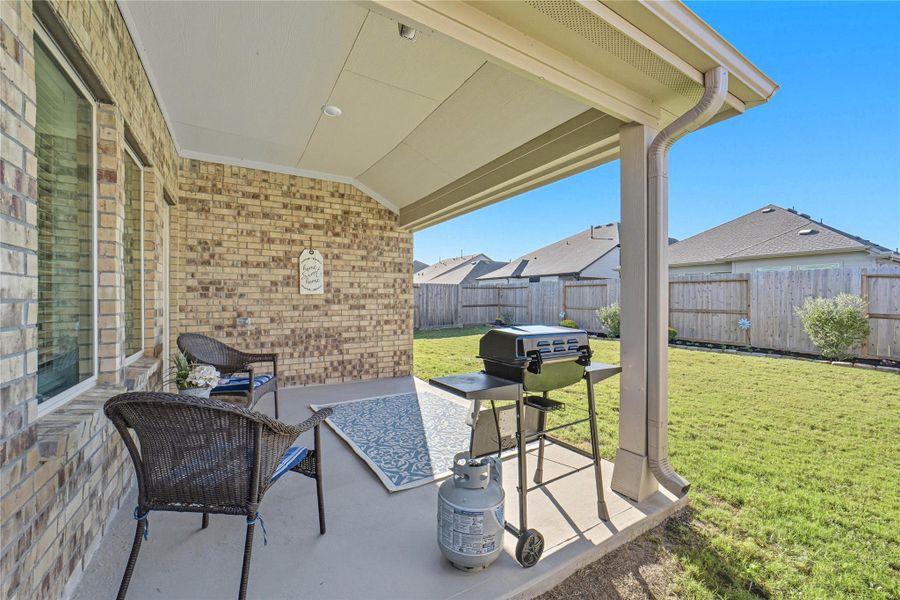 Check out the cozy covered patio! Check out the cozy covered patio!
