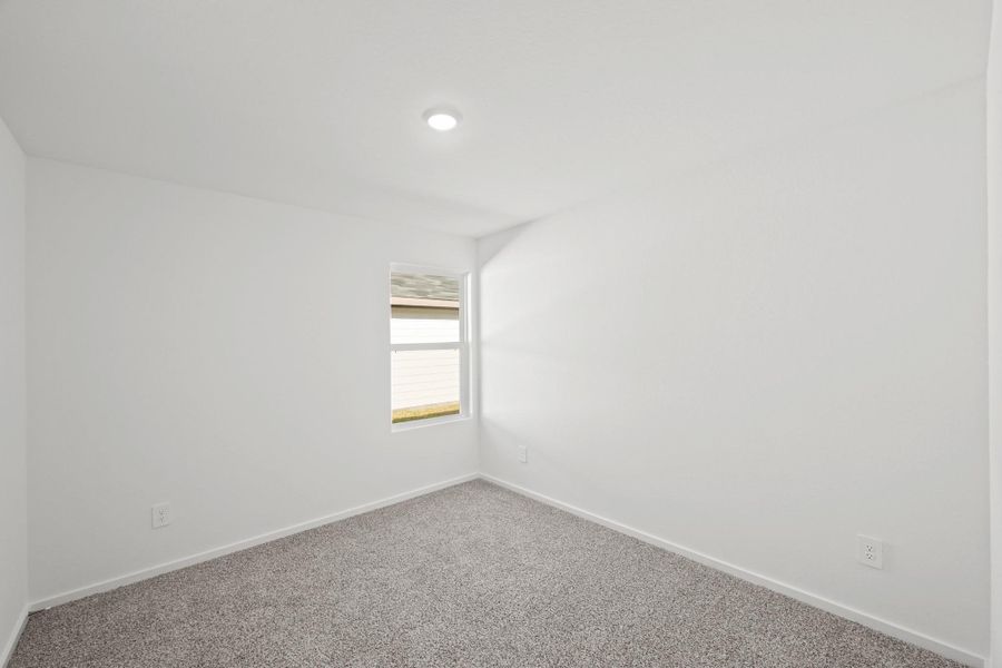 Spacious, unfurnished interior of a new home in Mill Creek, Magnolia (Image 14).