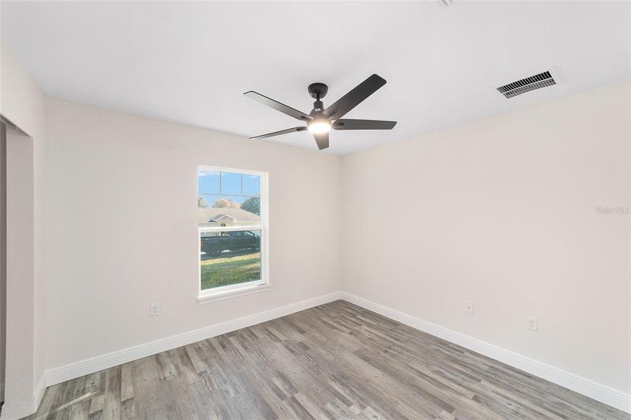 Spacious, unfurnished interior of a new home in , Ocala (Image 22).