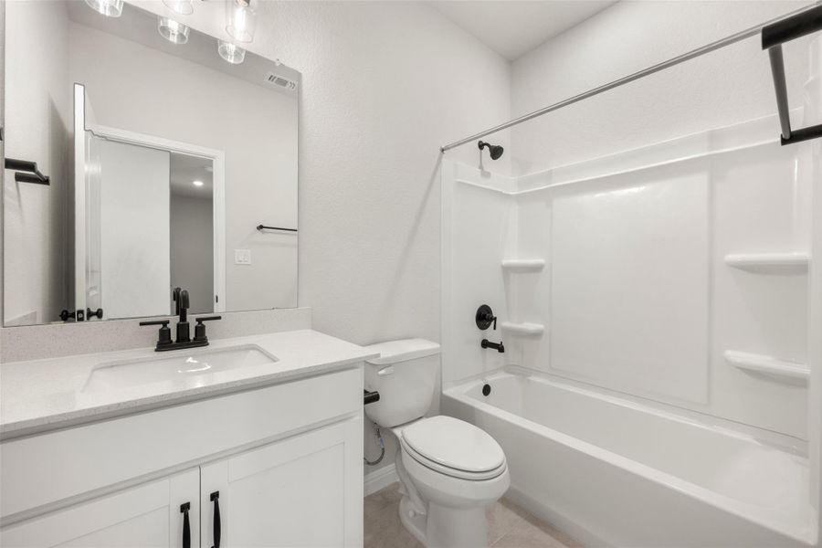 Representative images and renderings are for illustrative purposes. Actual structural options and design finishes of home may vary.